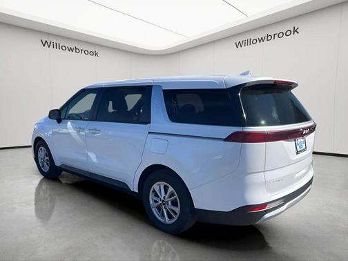 Snow White Pearl 2024 Kia Carnival LX