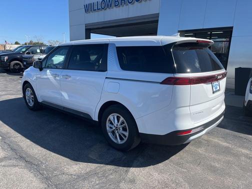 Snow White Pearl 2024 Kia Carnival LX
