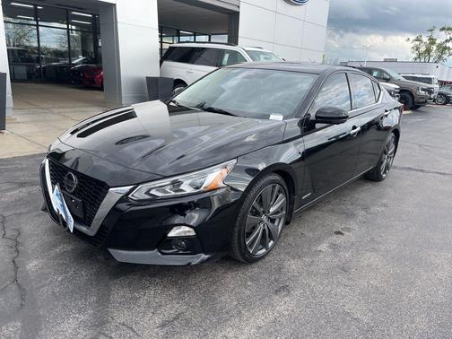 Black 2019 Nissan Altima 2.0 Edition ONE