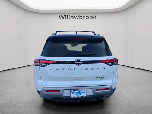 2024 Nissan Pathfinder Platinum