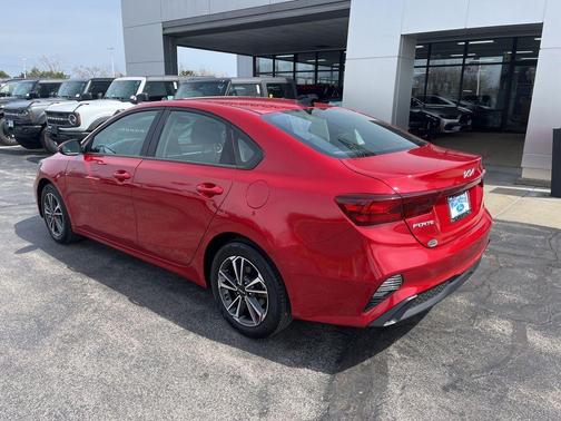 Currant Red 2023 Kia Forte LXS