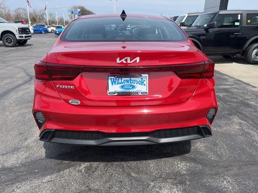 Currant Red 2023 Kia Forte LXS