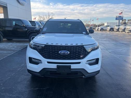 2024 Ford Explorer ST