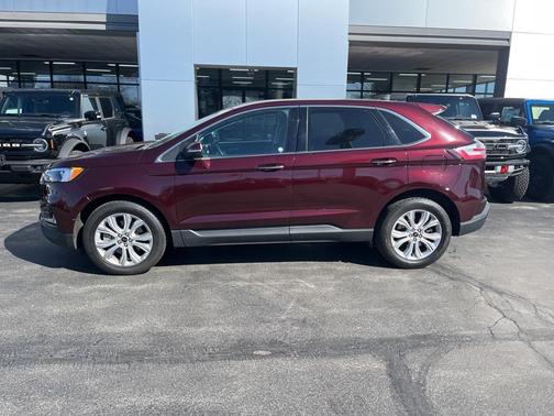 2023 Ford Edge Titanium