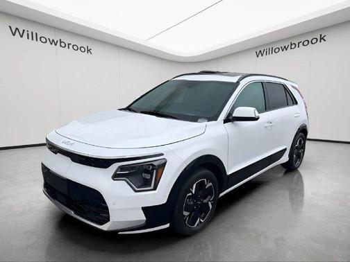 Snow White Pearl 2023 Kia Niro EV Wave