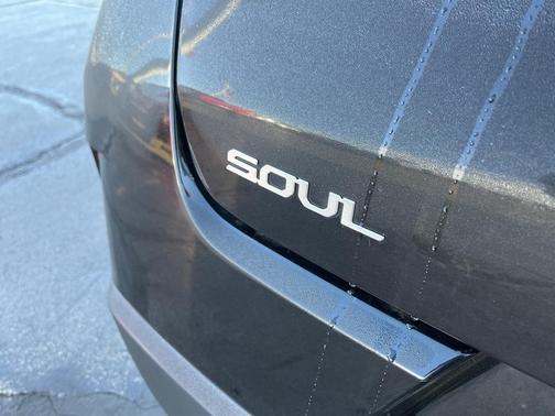 2023 Kia Soul EX