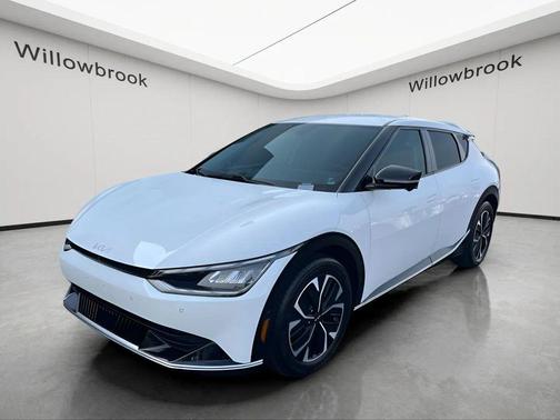 Snow White Pearl 2023 Kia EV6 Wind