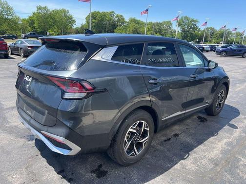 Gravity Gray 2023 Kia Sportage LX