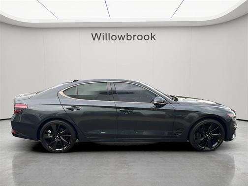 2023 Genesis G70 2.0T