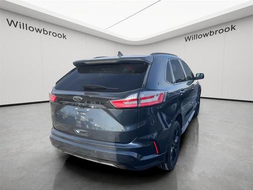 2023 Ford Edge SE