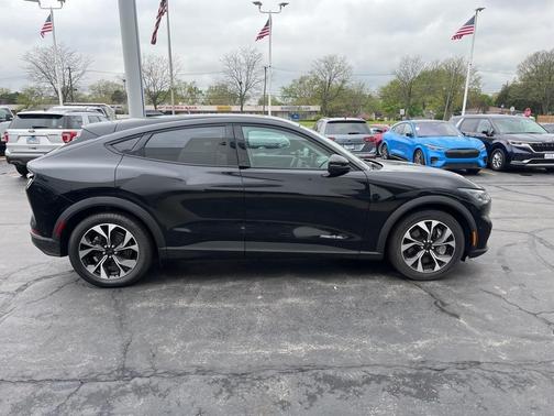 2024 Ford Mustang Mach-E Select