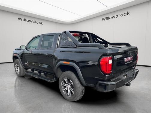 2023 GMC Canyon AT4