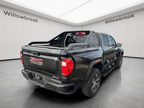 2023 GMC Canyon AT4
