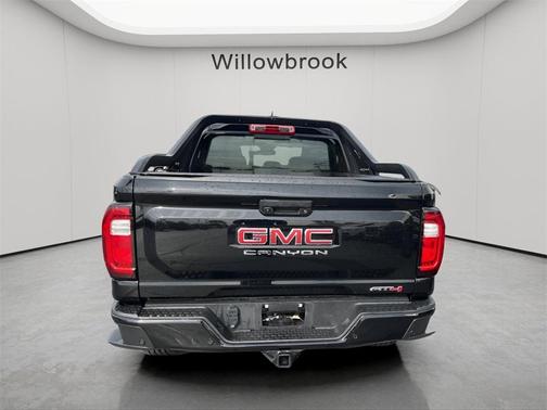 2023 GMC Canyon AT4