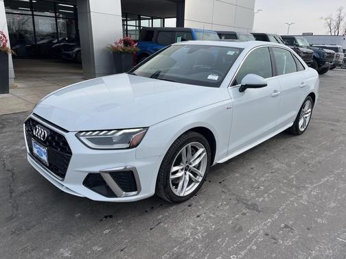 2021 Audi A4 45 S line quattro Premium