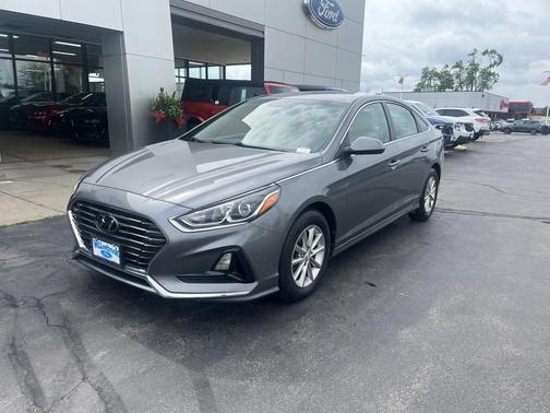 2018 Hyundai SONATA SE