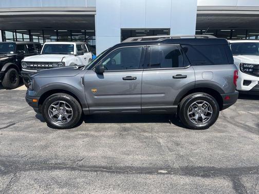 Gray Metallic 2023 Ford Bronco Sport Badlands