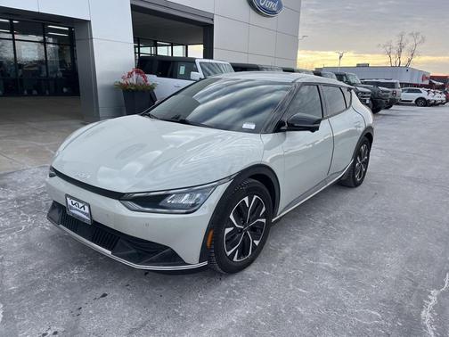 2022 Kia EV6 Wind
