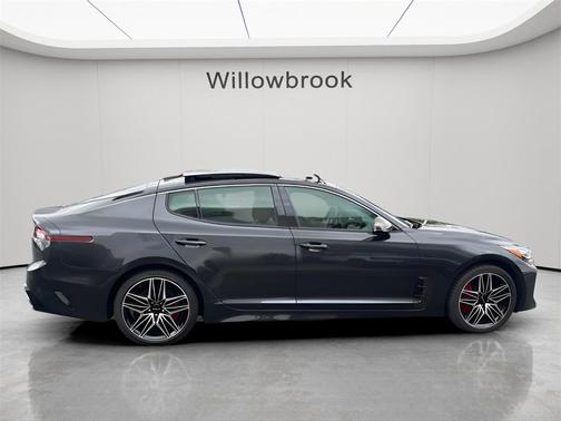 2023 Kia Stinger GT2