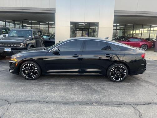 Ebony Black 2024 Kia K5 GT-Line