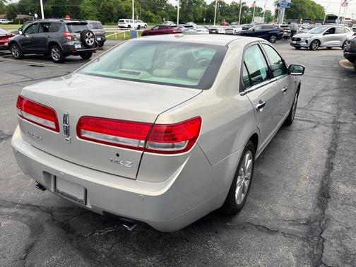 Tan 2010 Lincoln MKZ Base