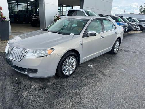 Tan 2010 Lincoln MKZ Base