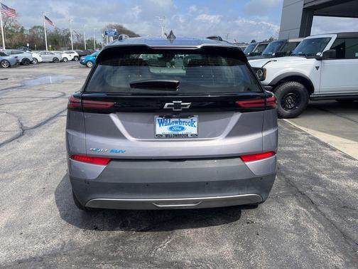 Gray Ghost Metallic 2023 Chevrolet Bolt EUV Premier