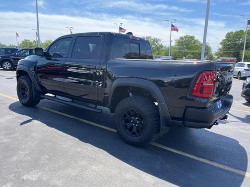 Diamond Black 2026 RAM 1500 RHO