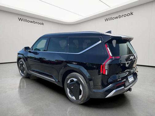 Aurora Black Pearl 2024 Kia EV9 Land