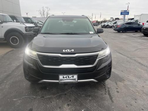 2023 Kia Seltos EX
