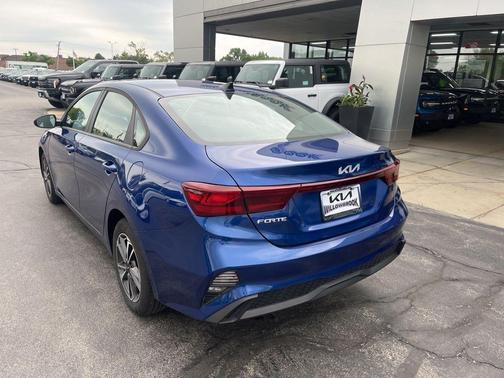 Deep Sea Blue 2024 Kia Forte LXS