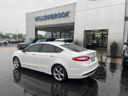 2014 Ford Fusion SE