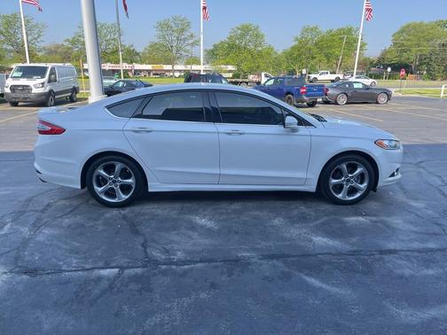 2014 Ford Fusion SE