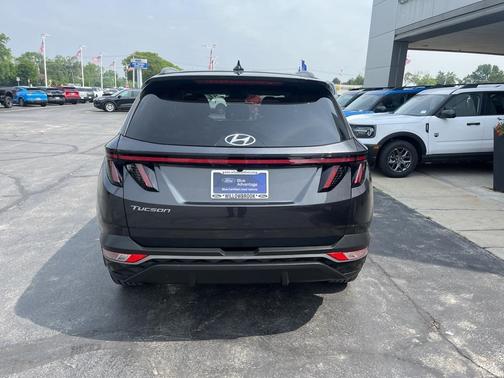 2022 Hyundai TUCSON SEL