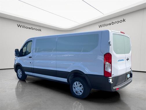 2023 Ford E-Transit Base