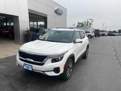 2023 Kia Seltos EX