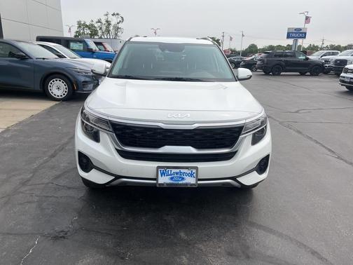 2023 Kia Seltos EX