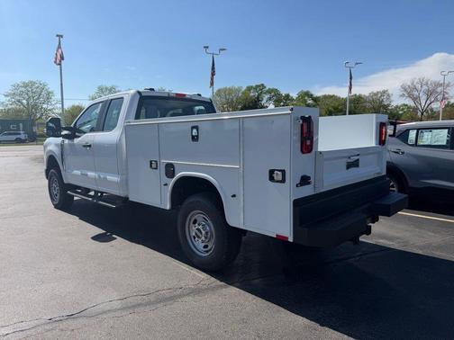 Oxford White 2026 Ford F-250 XL