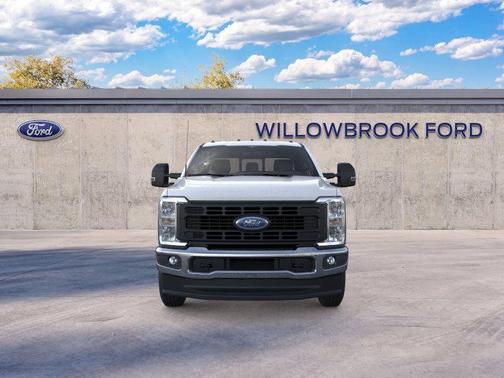 Oxford White 2026 Ford F-350 XL