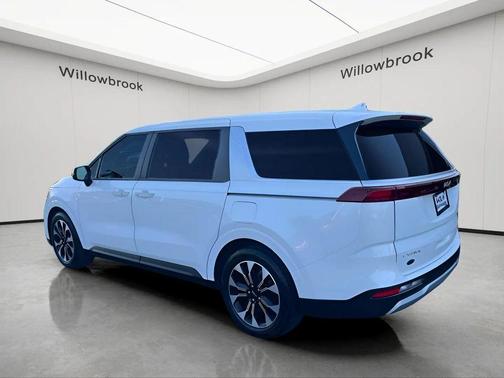 Snow White Pearl 2024 Kia Carnival EX
