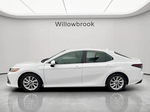 White 2024 Toyota Camry LE