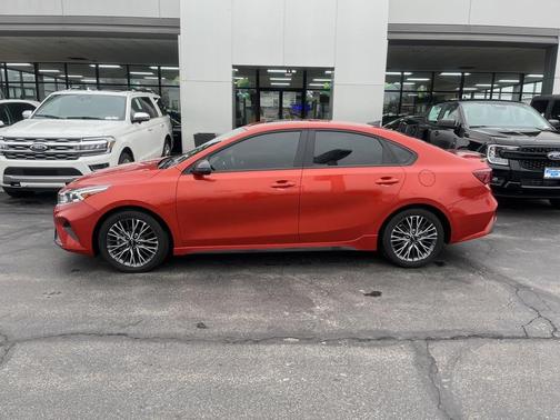 2023 Kia Forte GT-Line