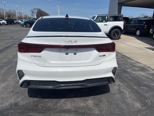 Snow White Pearl 2023 Kia Forte GT-Line