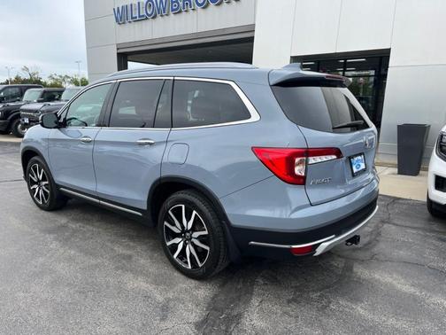 2022 Honda Pilot Touring 8-Passenger
