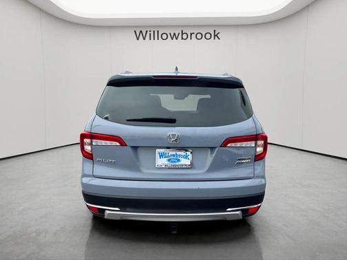 2022 Honda Pilot Touring 8-Passenger