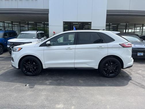 2020 Ford Edge ST
