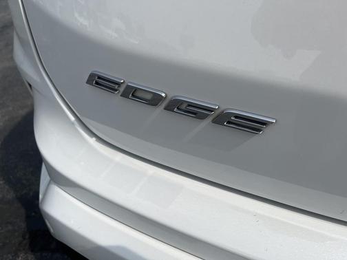 2020 Ford Edge ST