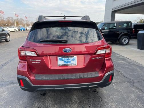 Crimson Red Pearl 2018 Subaru Outback 2.5i Premium