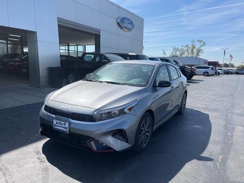 2023 Kia Forte GT-Line