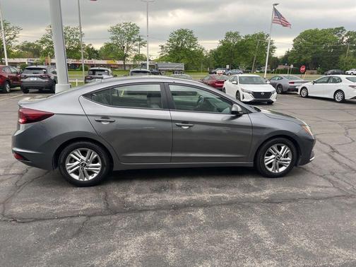 Machine Gray 2020 Hyundai ELANTRA SEL